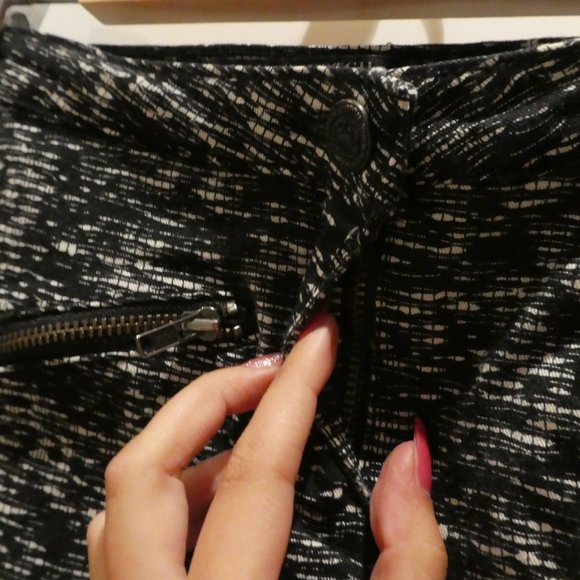 Scotch & Soda Patterned Mini Skirt - Picture 6 of 12